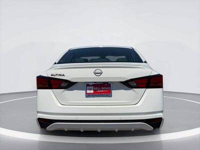 Nissan Altima SV 2025