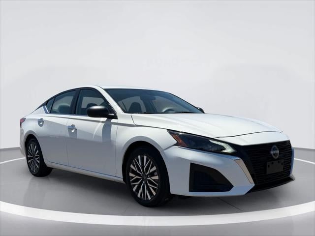 Nissan Altima SV 2025