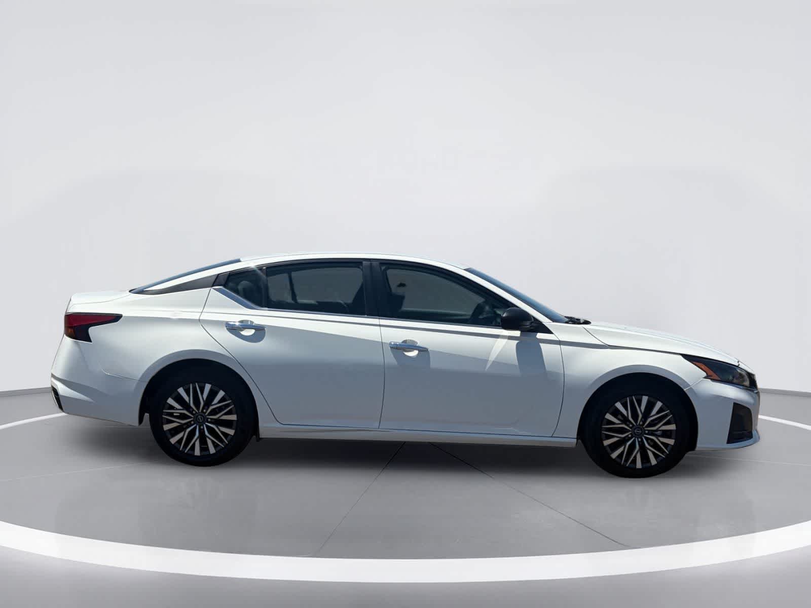 Nissan Altima SV 2025