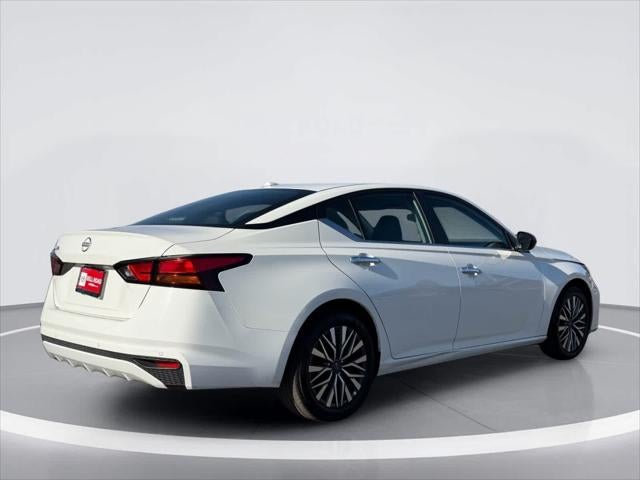 Nissan Altima SV 2025