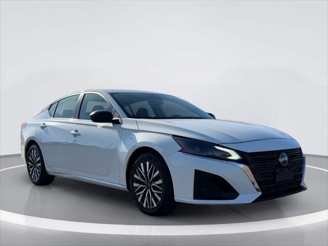 Nissan Altima SV 2025