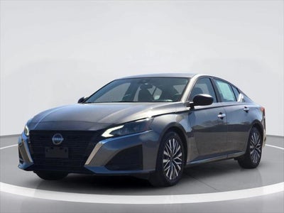 Nissan Altima SV 2025