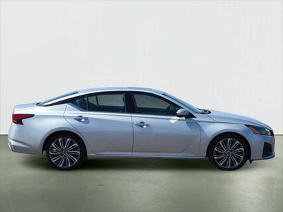Nissan Altima 2.5 SL 2023