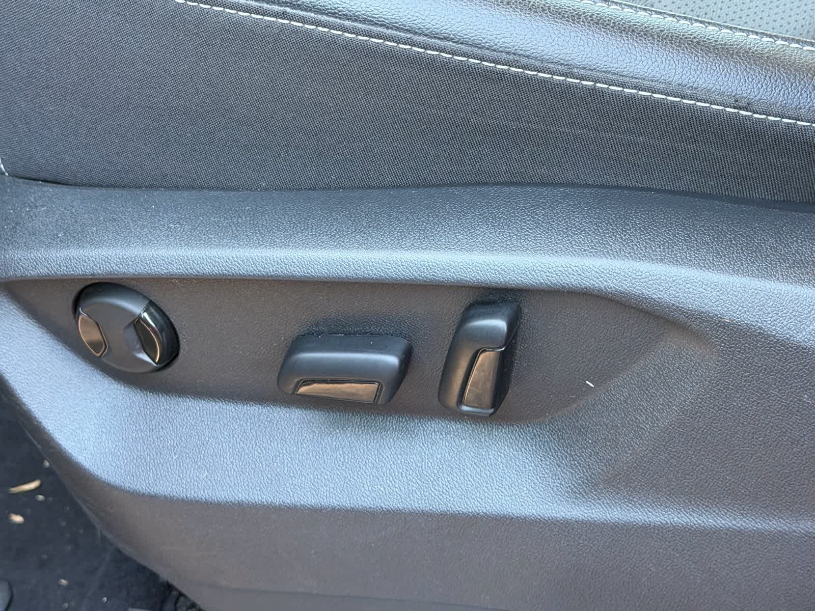 Volkswagen Atlas 2.0T SE con tecnología, 2024