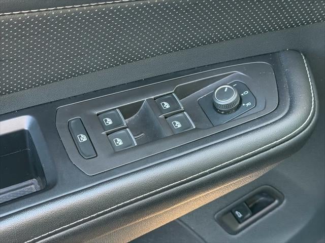 Volkswagen Atlas 2.0T SE con tecnología, 2024