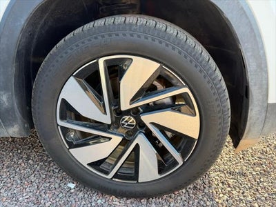 Volkswagen Atlas 2.0T SE con tecnología, 2024