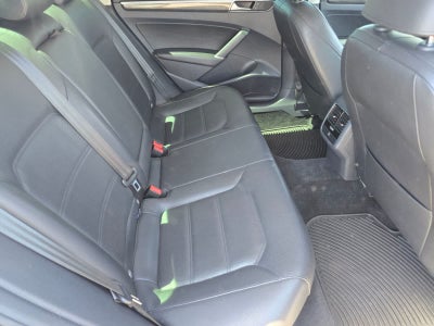 Volkswagen Passat 1.8T SE de 2017