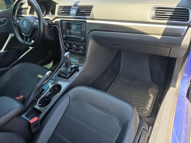 Volkswagen Passat 1.8T SE de 2017