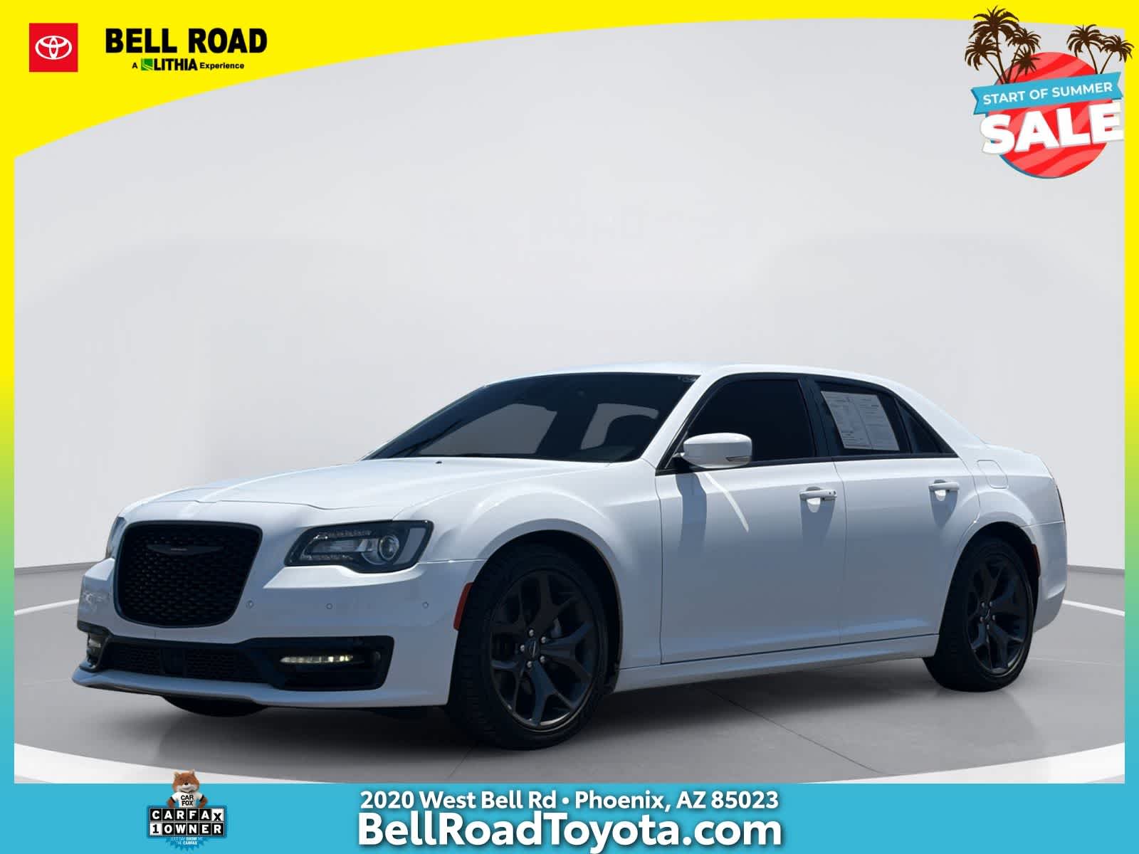 Chrysler 300 y 300S 2021