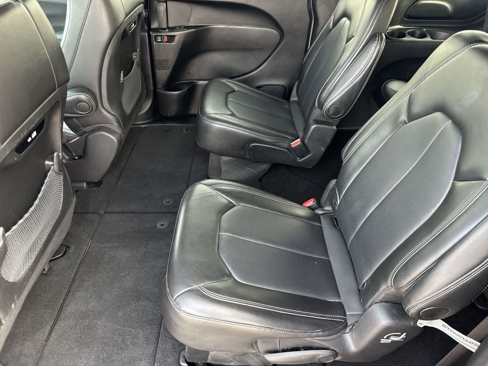 Chrysler Pacifica Select 2025