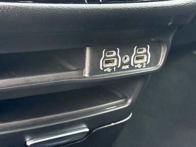 Chrysler Pacifica Select 2025