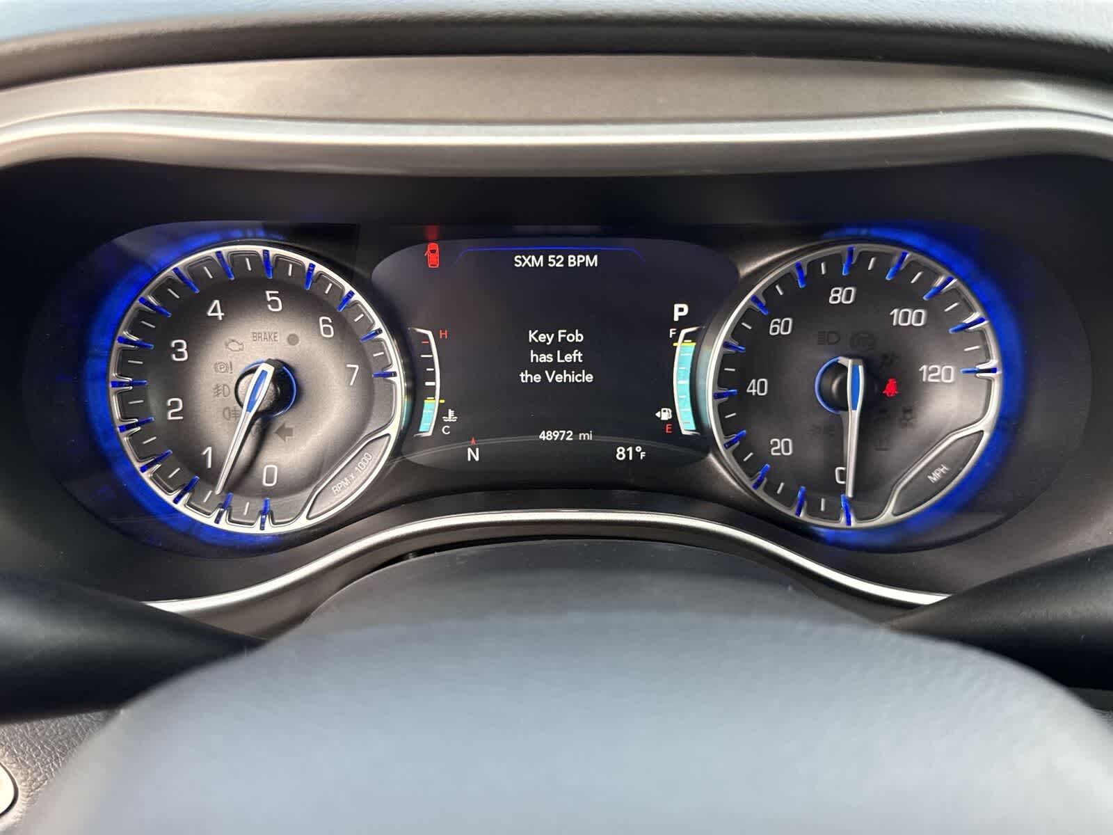 Chrysler Pacifica Select 2025