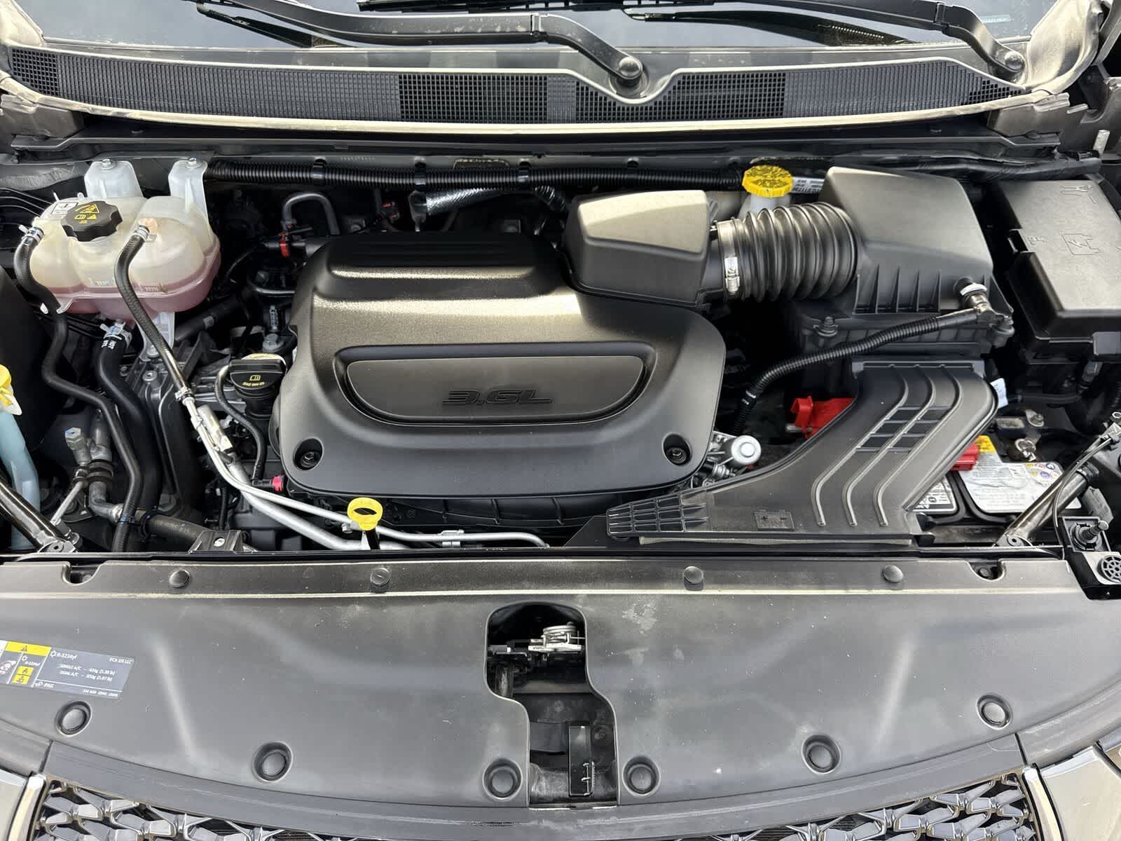 Chrysler Pacifica Select 2025