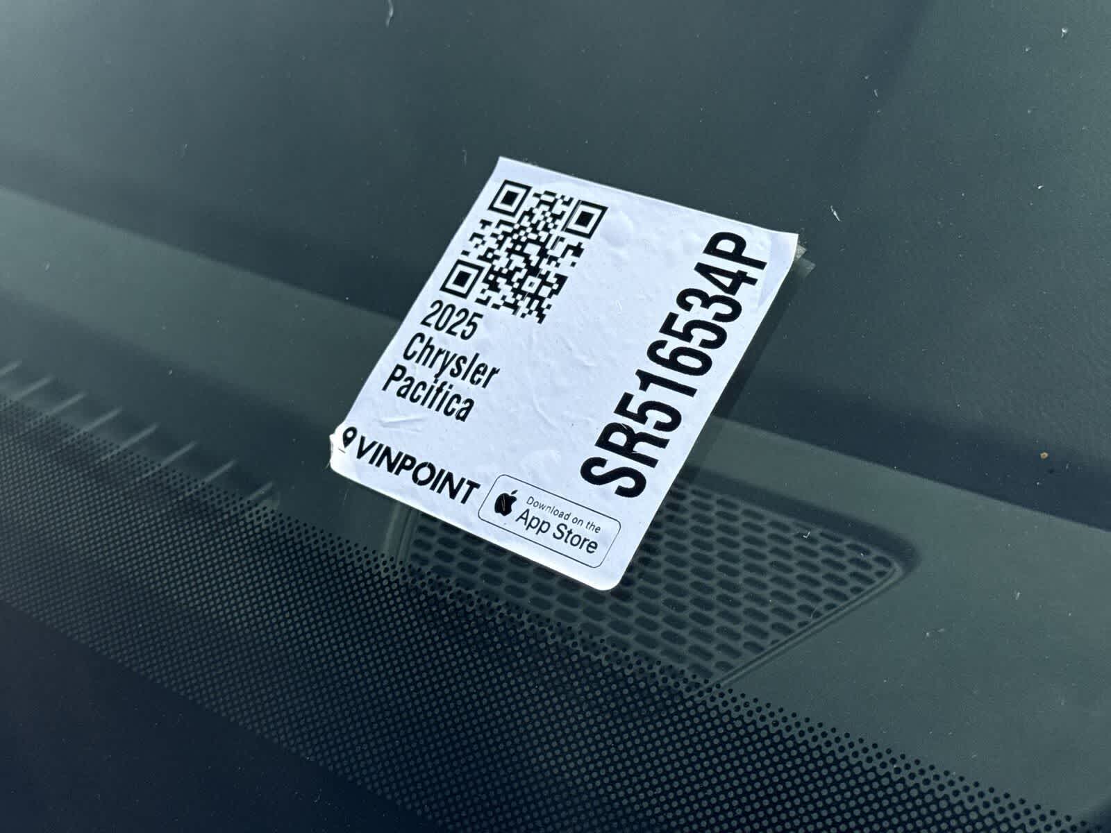 Chrysler Pacifica Select 2025