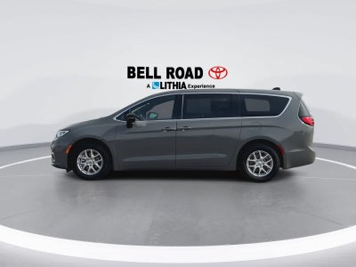 Chrysler Pacifica Select 2025