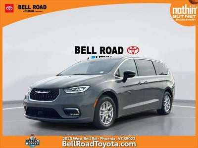 Chrysler Pacifica Select 2025