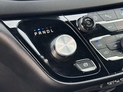 Chrysler Pacifica Select 2025