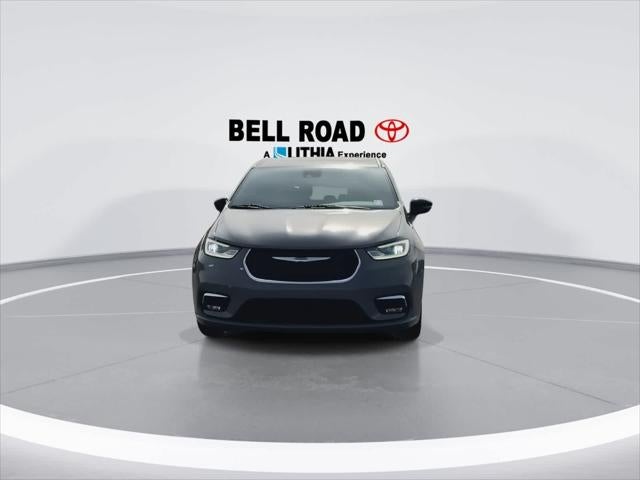 Chrysler Pacifica Select 2025