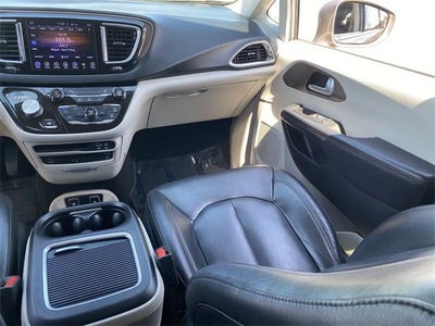 Chrysler Pacifica Touring-L Plus de 2017