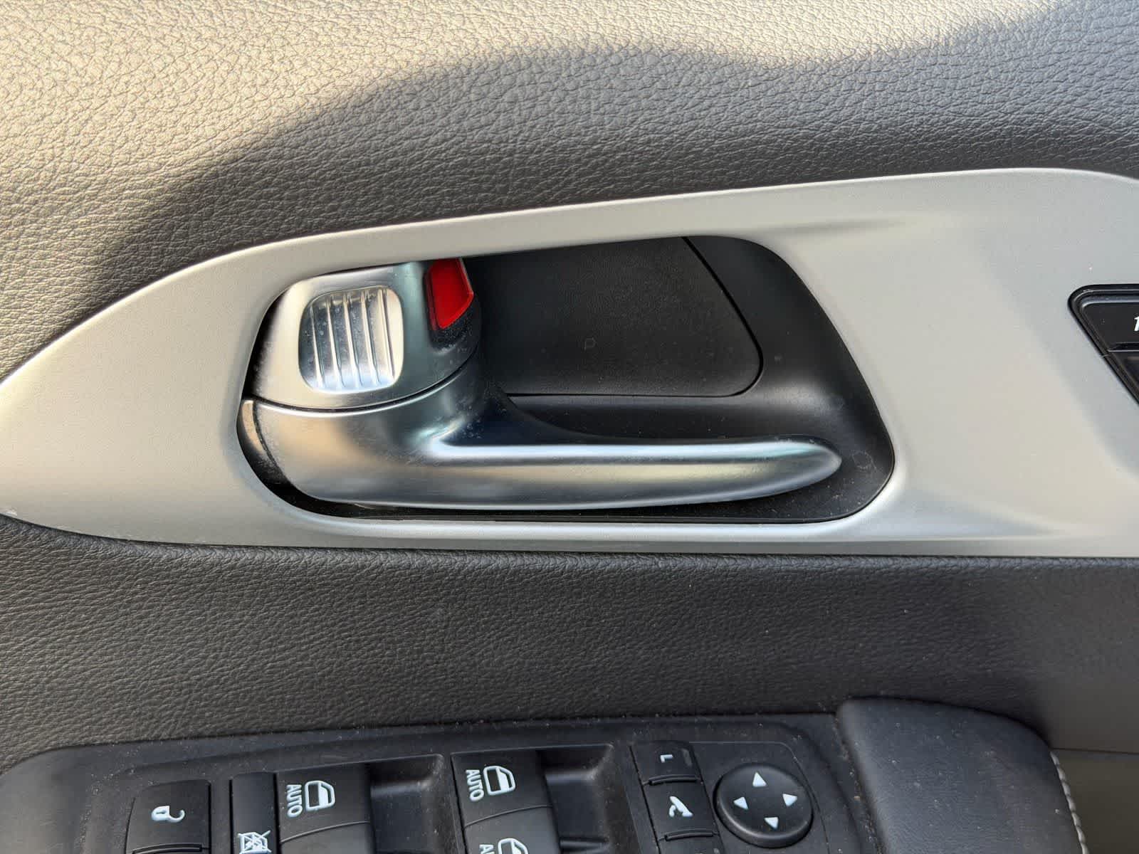 Chrysler Pacifica Limited 2025