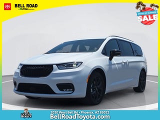 Chrysler Pacifica Limited 2025