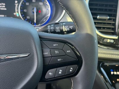 Chrysler Pacifica Limited 2025