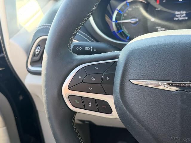 Chrysler Pacifica Hybrid Select 2024