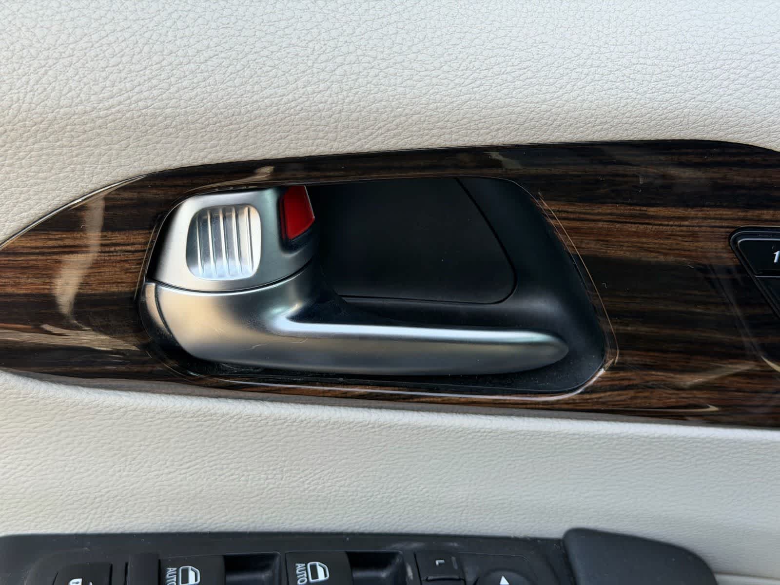 Chrysler Pacifica Hybrid Limited 2023