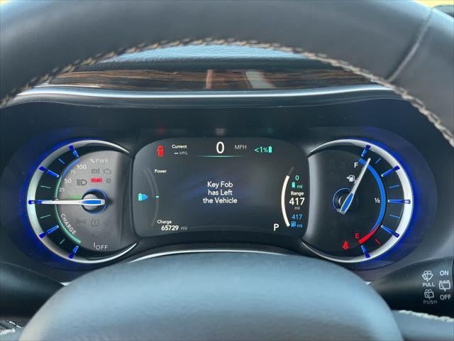 Chrysler Pacifica Hybrid Limited 2023