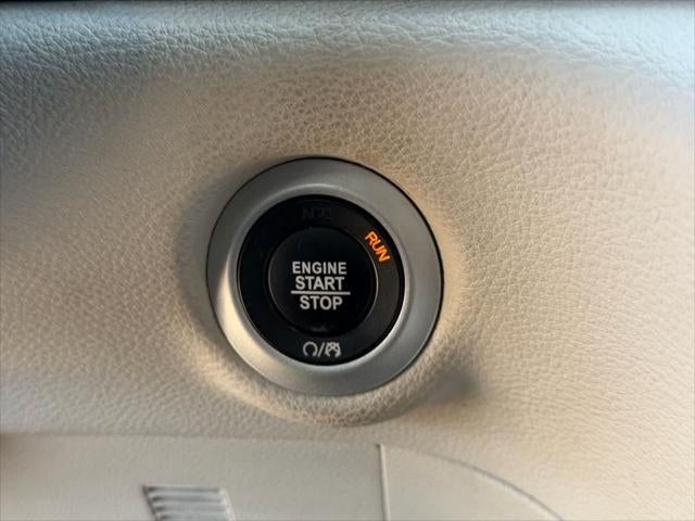 Chrysler Pacifica Hybrid Limited 2023