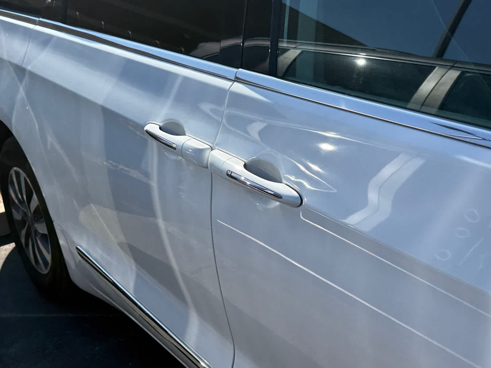 Chrysler Pacifica Hybrid Limited 2023