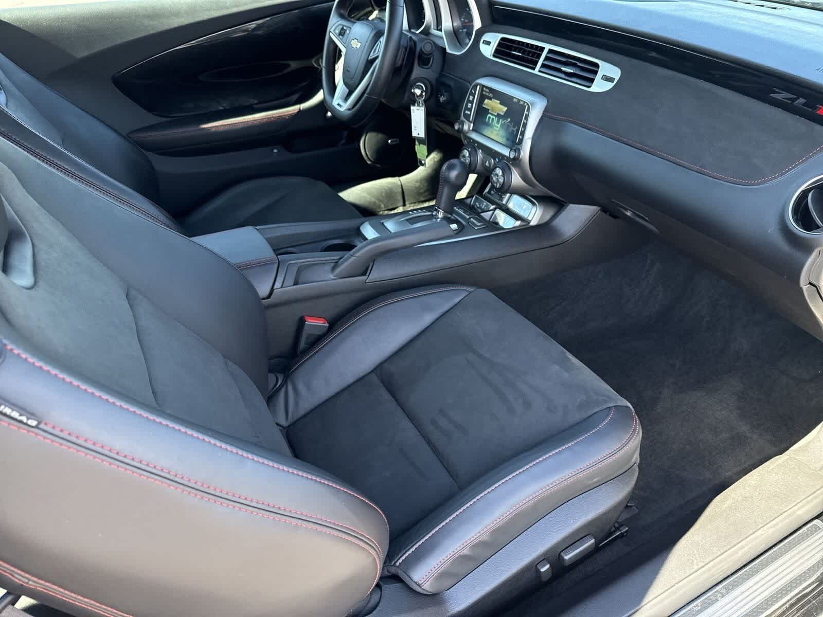 Chevrolet Camaro ZL1 2013