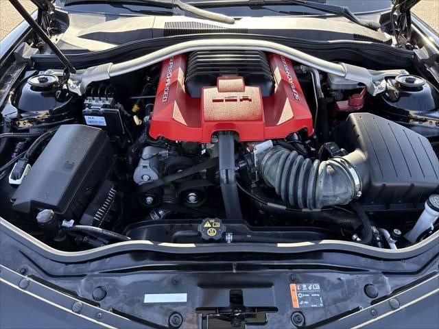 Chevrolet Camaro ZL1 2013