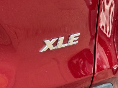 Toyota RAV4 XLE Premium 2021