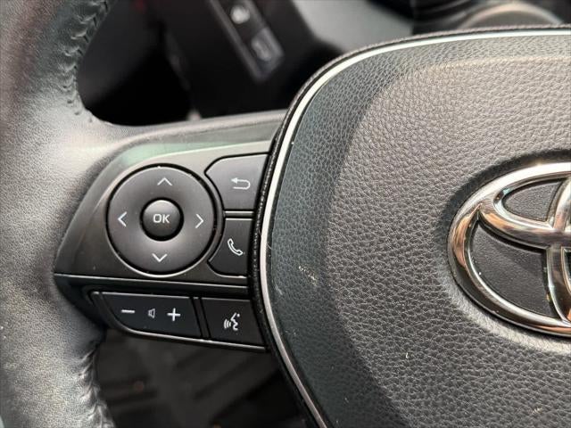 Toyota RAV4 XLE Premium 2021