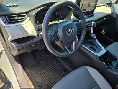 Toyota RAV4 XLE Premium 2023
