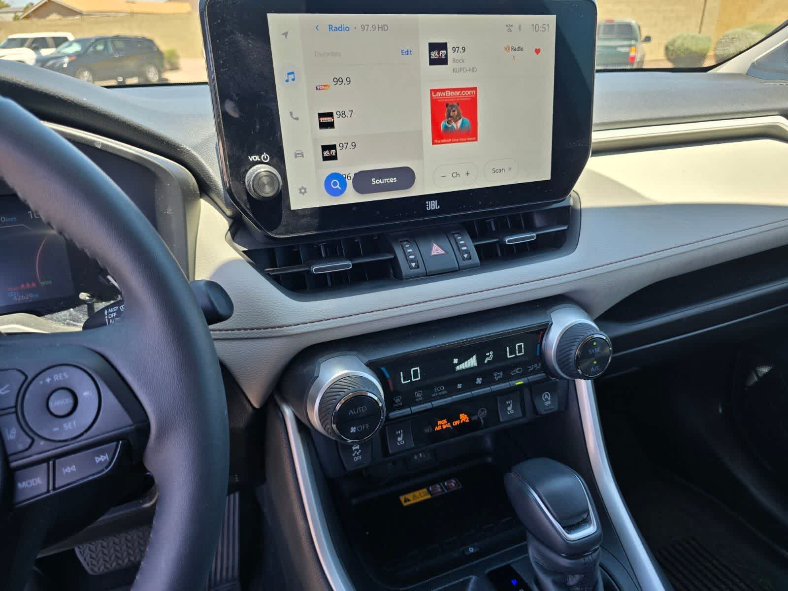 Toyota RAV4 XLE Premium 2023