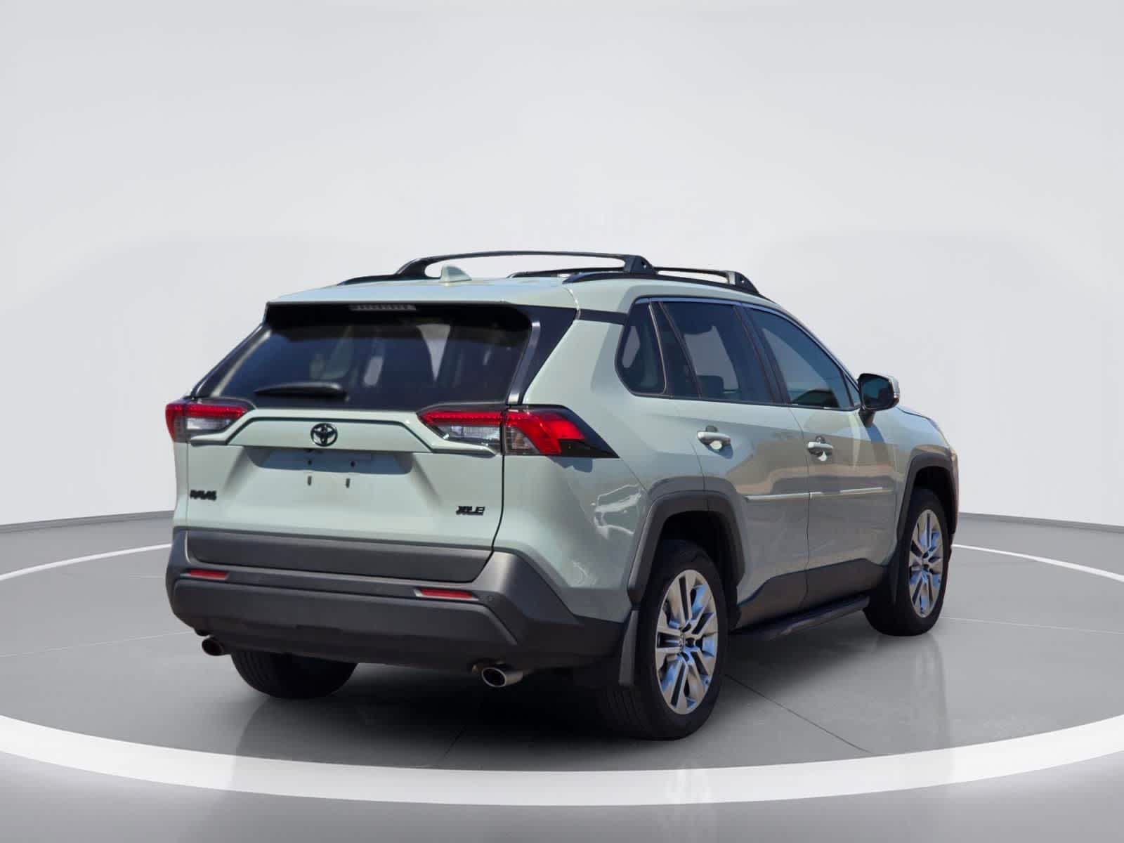 Toyota RAV4 XLE Premium 2023