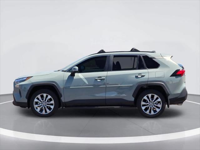 Toyota RAV4 XLE Premium 2023