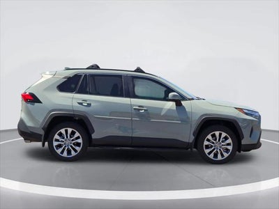 Toyota RAV4 XLE Premium 2023