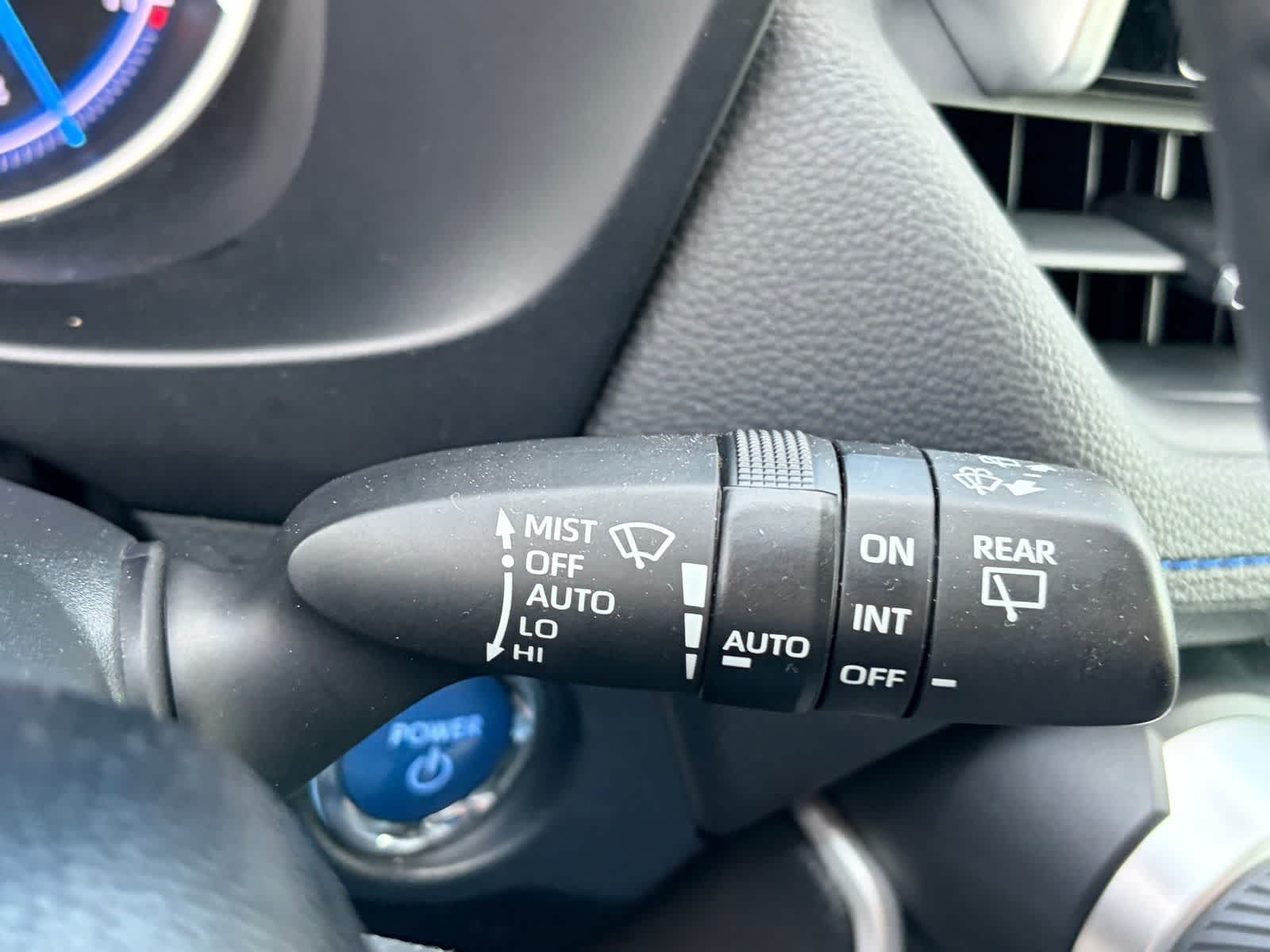 Toyota RAV4 Hybrid XSE 2020