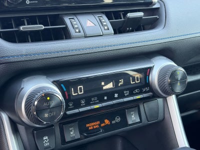 Toyota RAV4 Hybrid XSE 2020