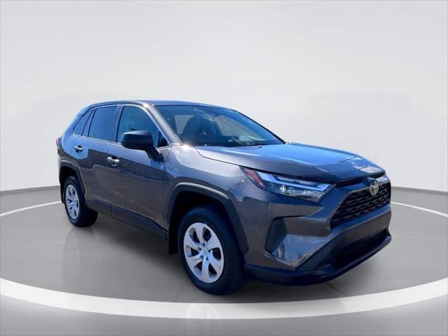 Toyota RAV4 LE 2024
