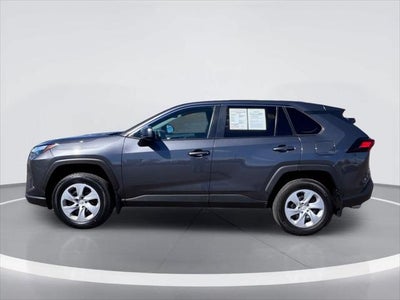 Toyota RAV4 LE 2024