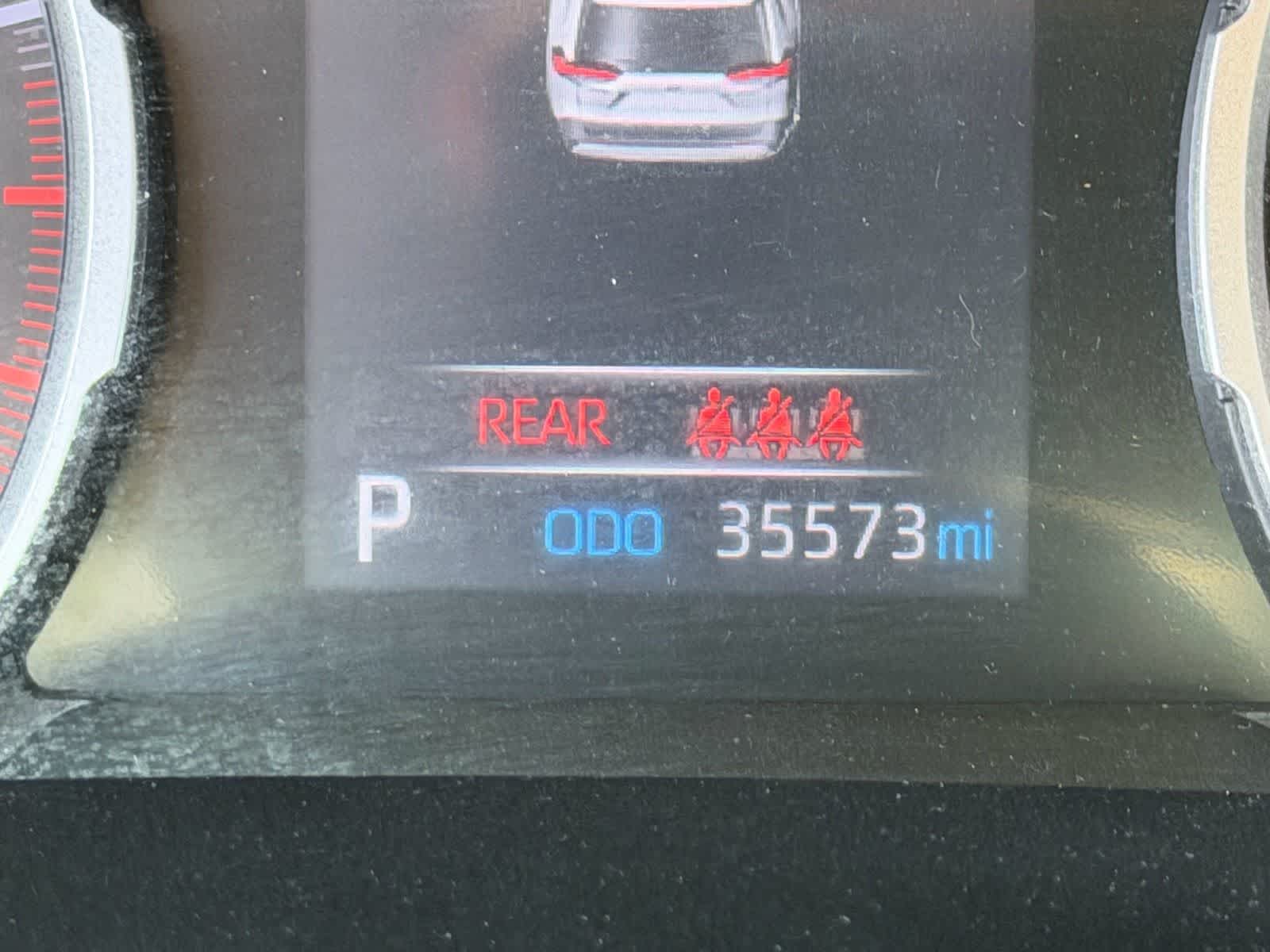 Toyota RAV4 LE 2021