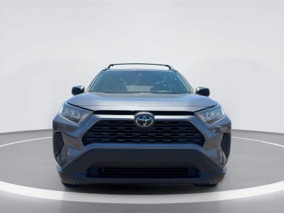 Toyota RAV4 LE 2021