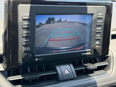 Toyota RAV4 LE 2021