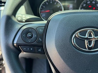 Toyota RAV4 LE 2021