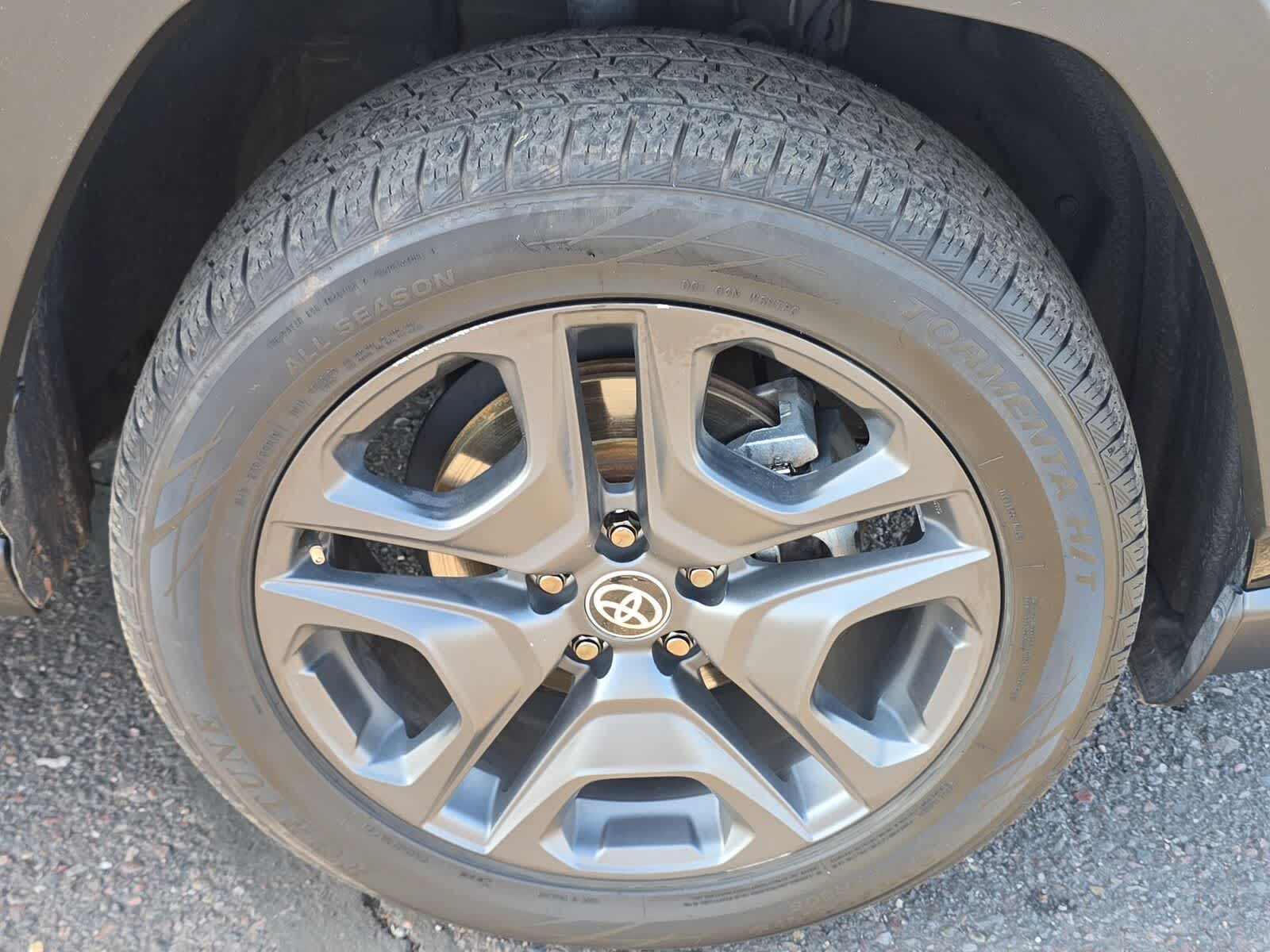 Toyota RAV4 Adventure 2024