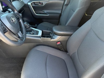 Toyota RAV4 Hybrid LE 2024